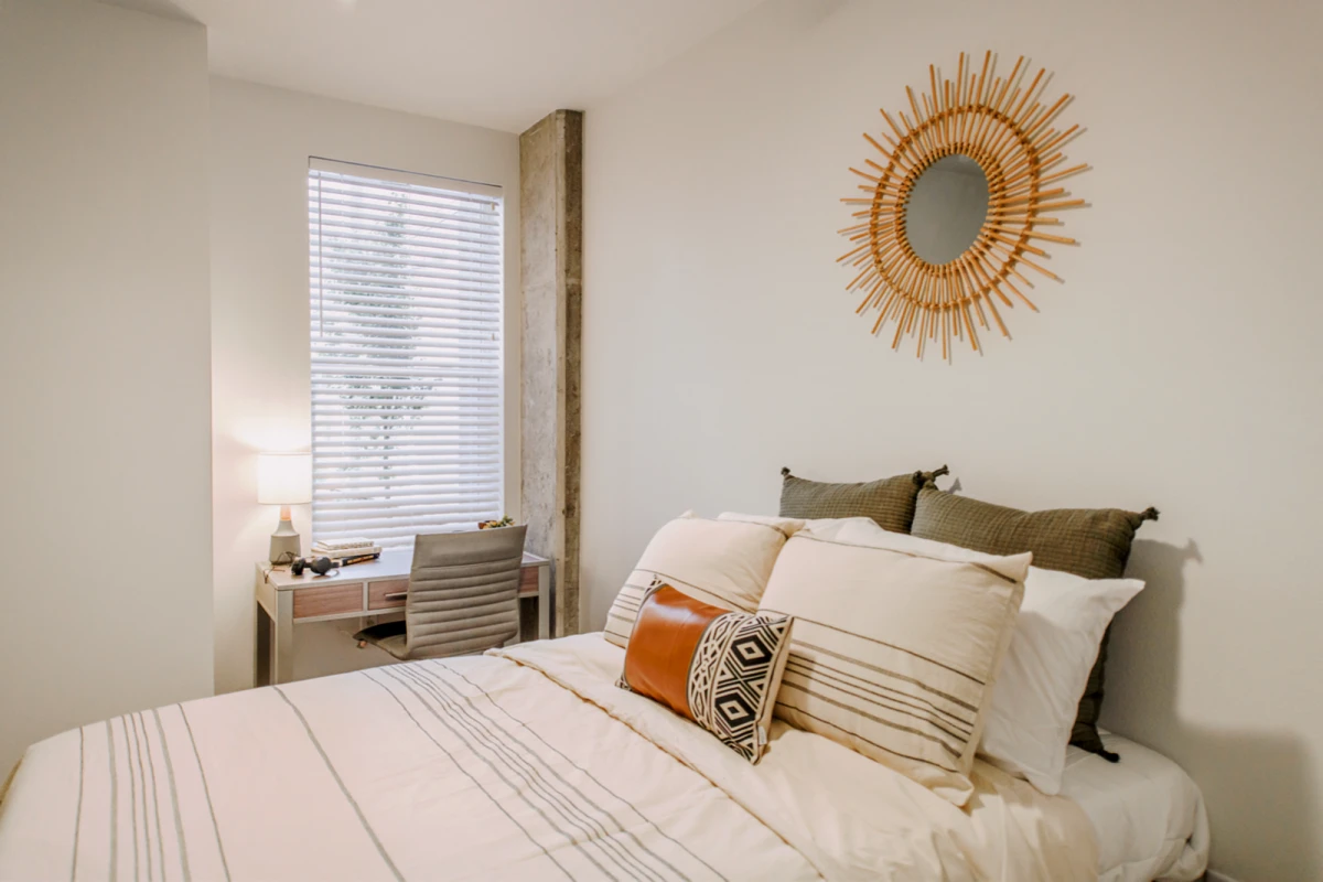 4 Rooms view 2