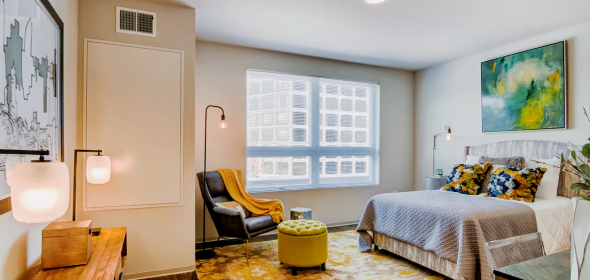 4 Rooms view 1