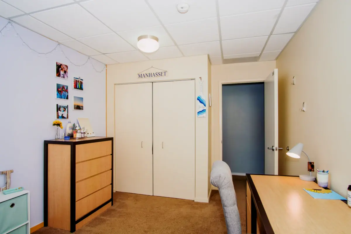 4 Rooms view 2