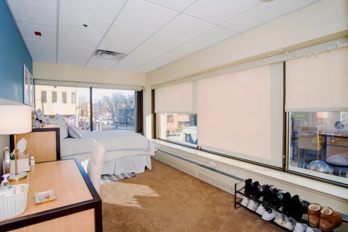 4 Rooms view 3