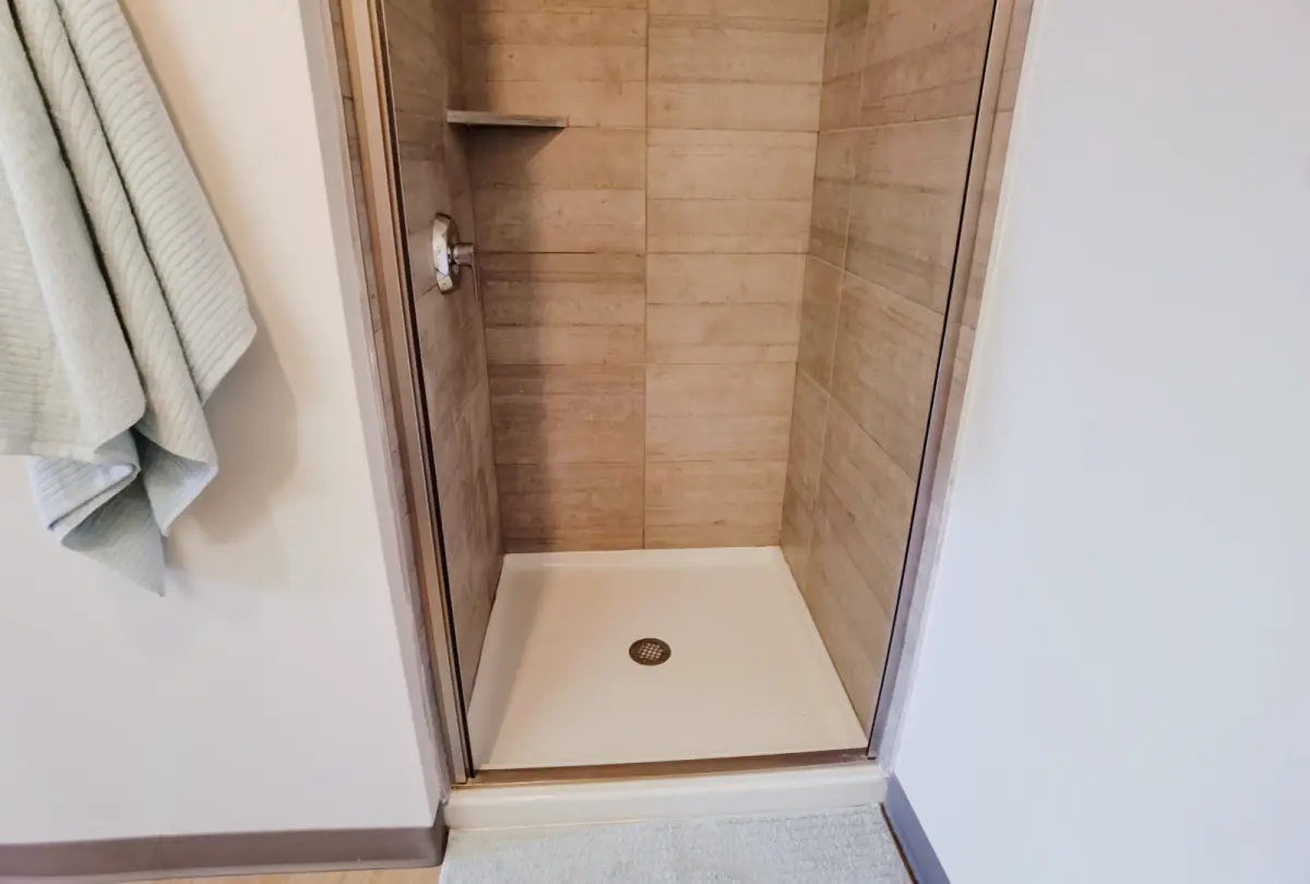 3x3 Rooms view 4