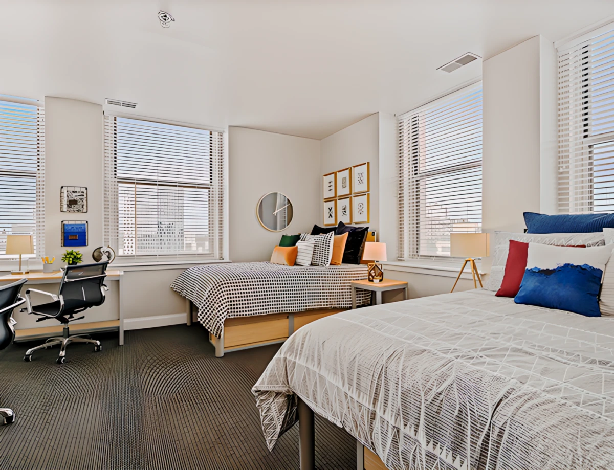 2 Rooms view 4