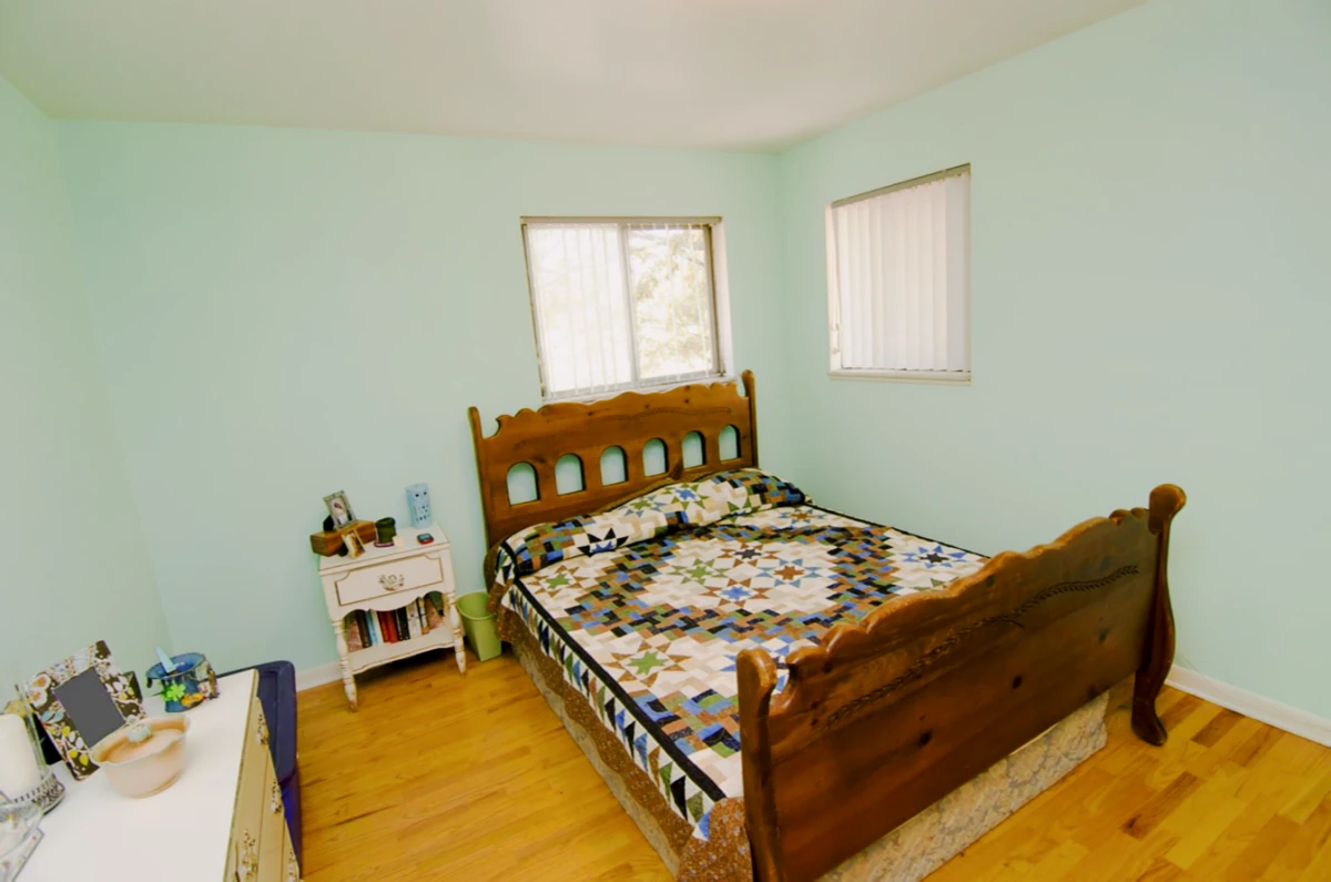 2 BEDROOM, 1 BATH