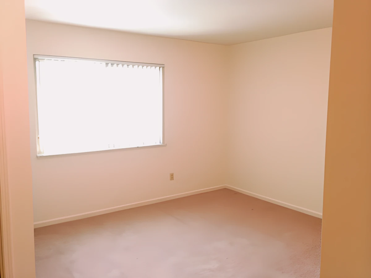 2 BEDROOM