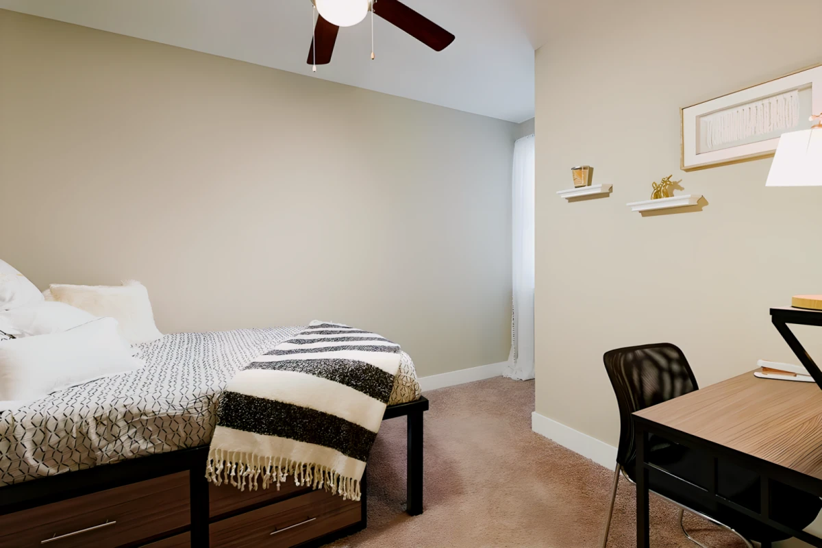 4 Rooms view 2