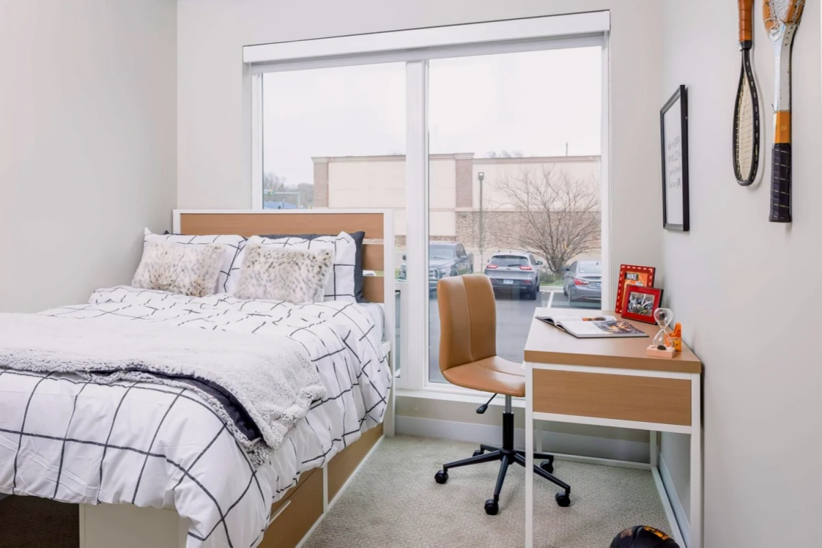 4 Bed 4 Bath D1