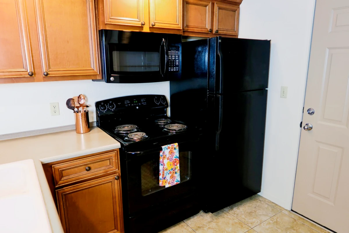 610 E Springfield, Champaign, IL 61820