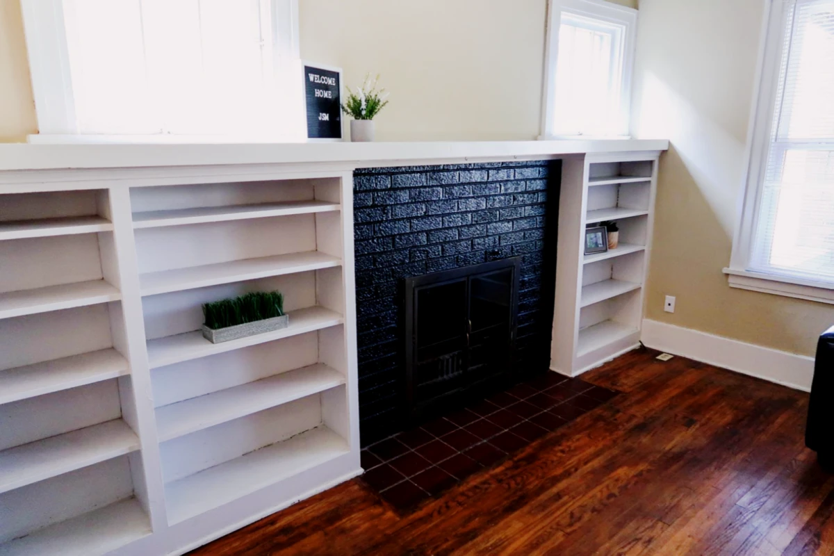 2Bedrooms, 1Bathrooms