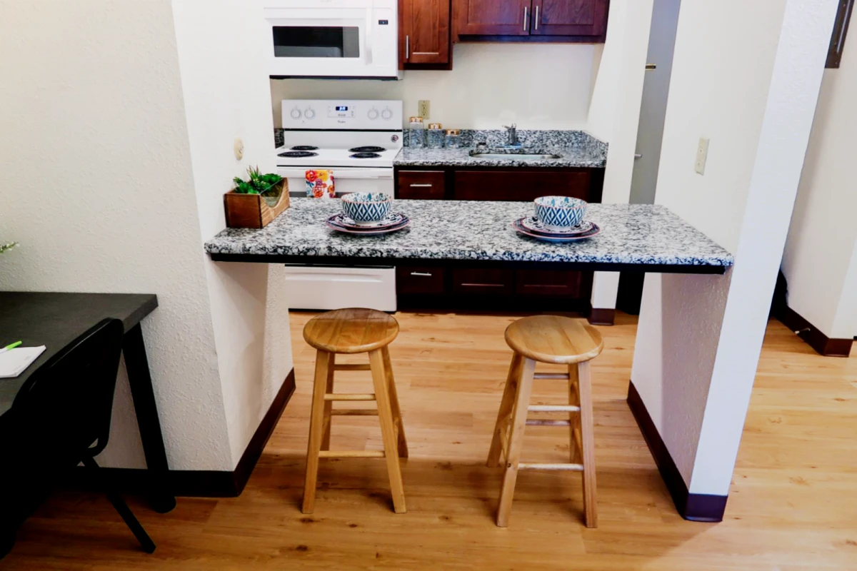 1Bedrooms, 1Bathrooms