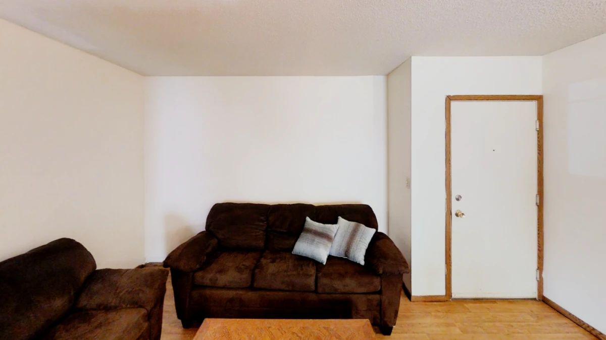 1Bedrooms, 1Bathrooms