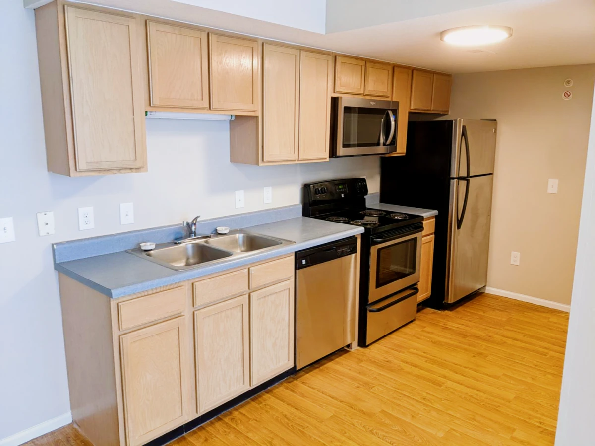 2Bedrooms, 1Bathrooms