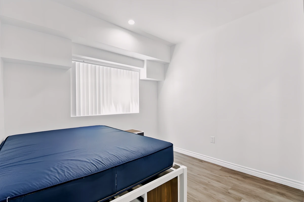 2353 PORTLAND
