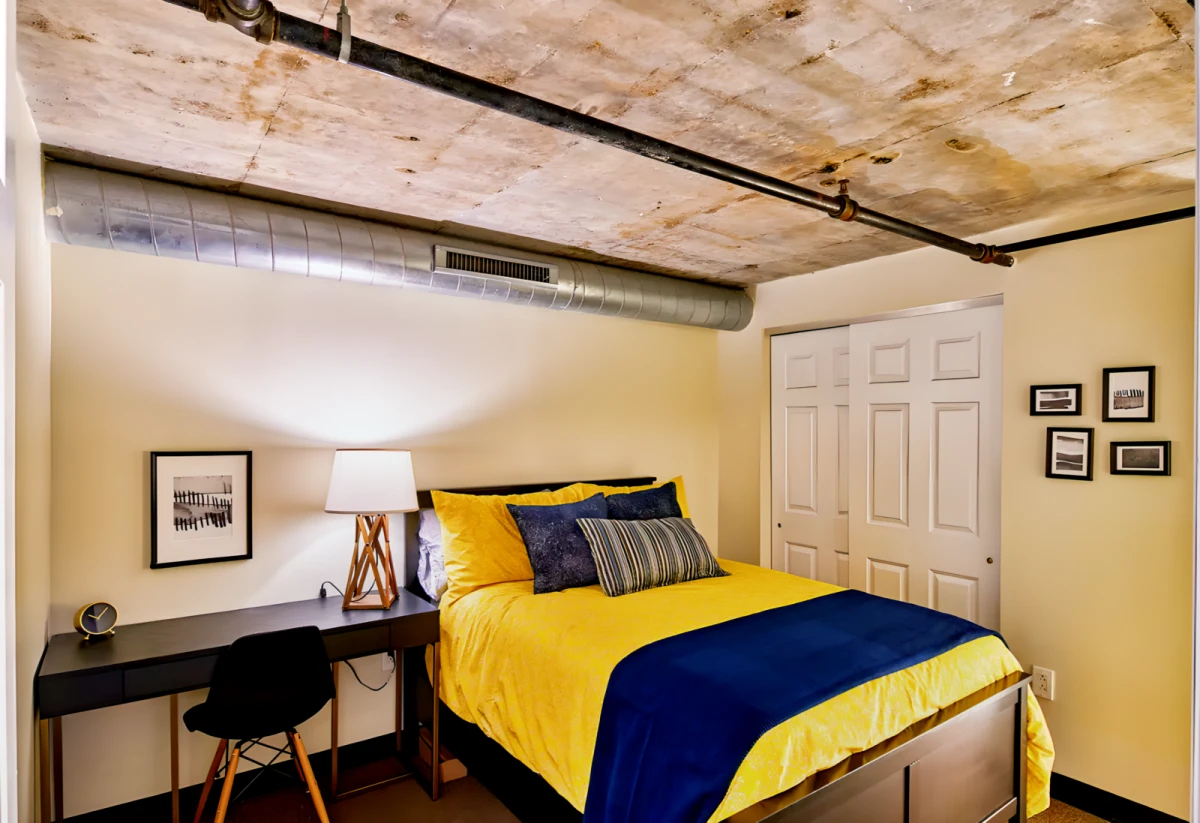 3 Bed 2 Bath 3b