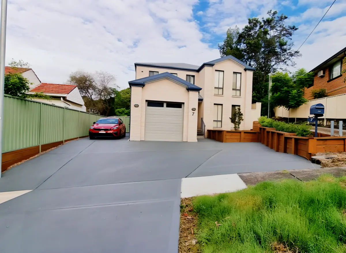 Shared Place·8B3B···7 Sunset Boulevard, North Lambton
