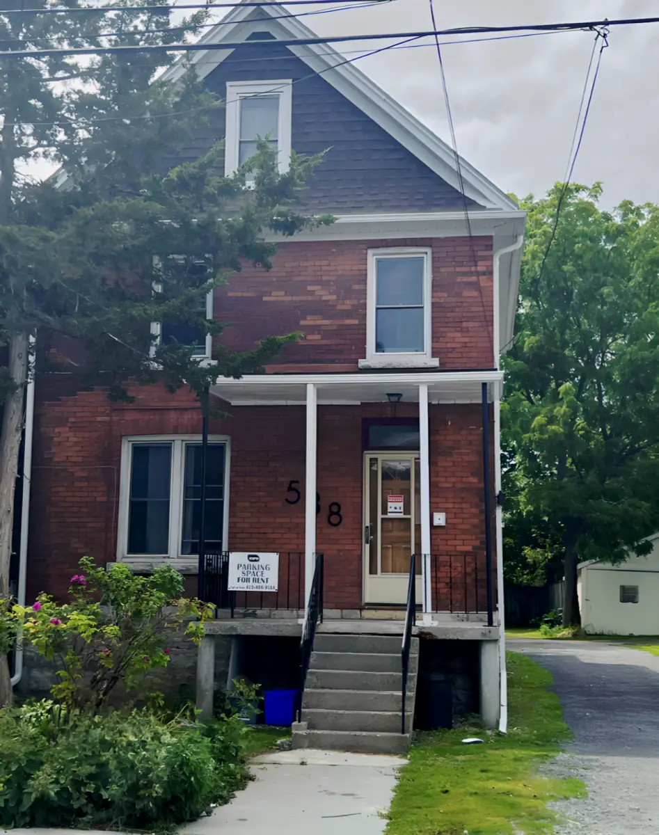 538 Frontenac Street