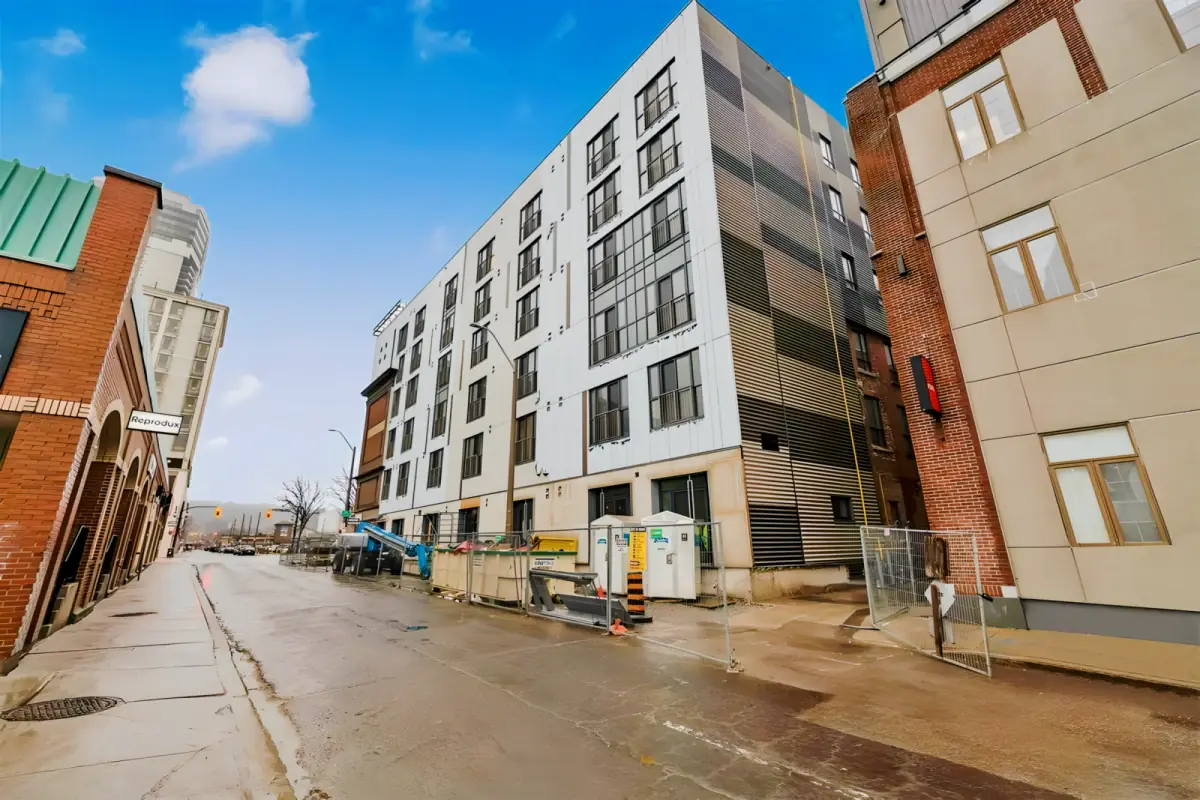 Gore Park Lofts (121 King Street