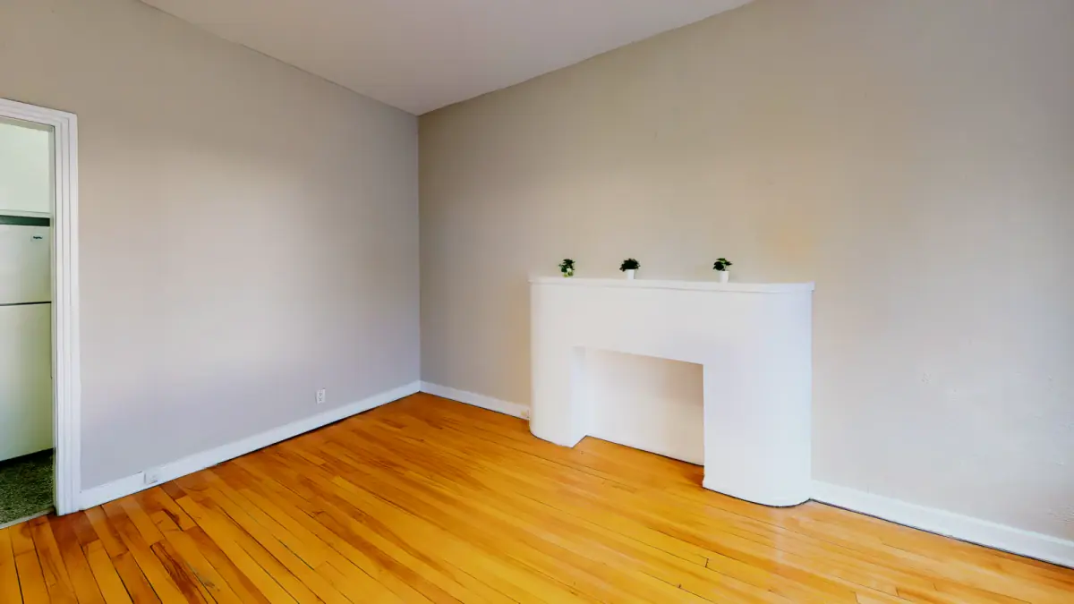 1 Rooms view 1