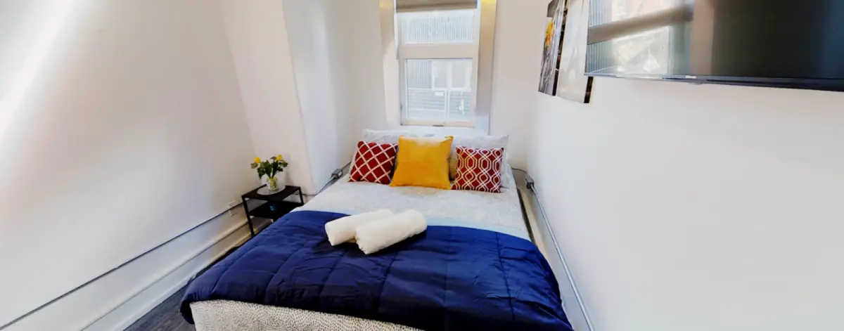 1 Rooms view 1