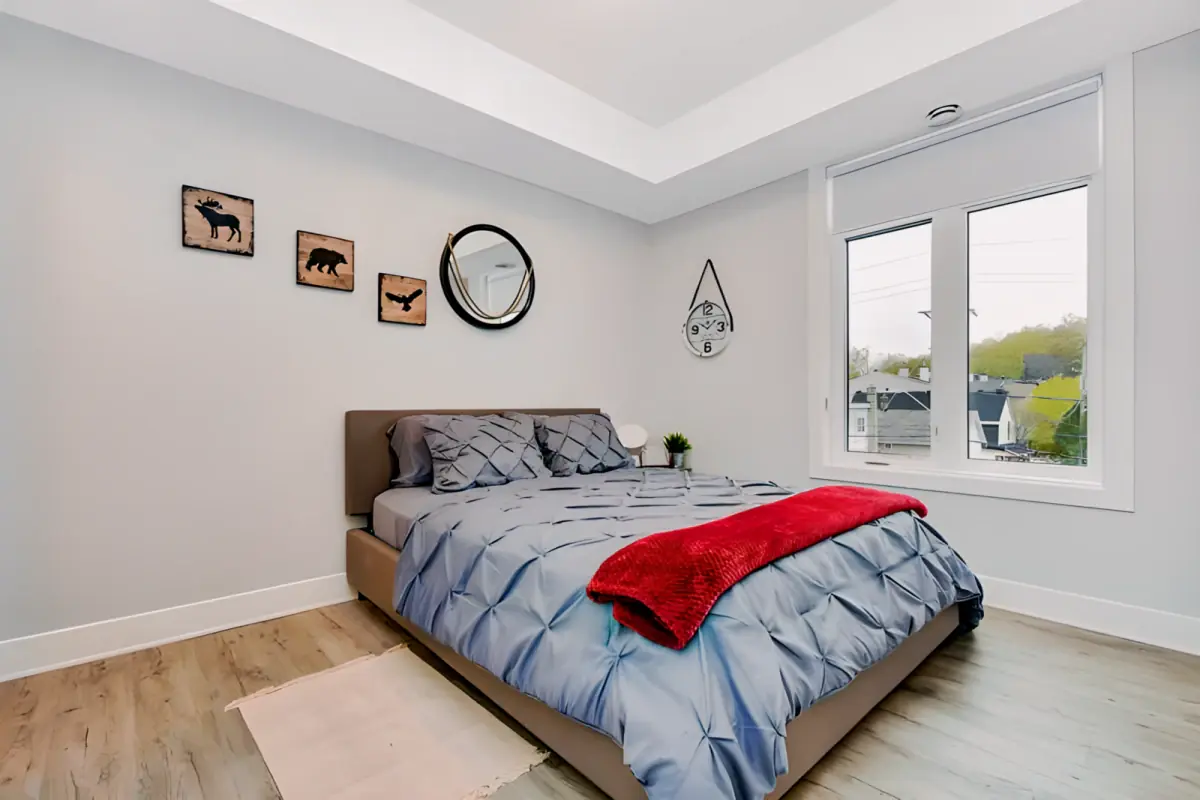 Bachelor-Unit Rooms view 4