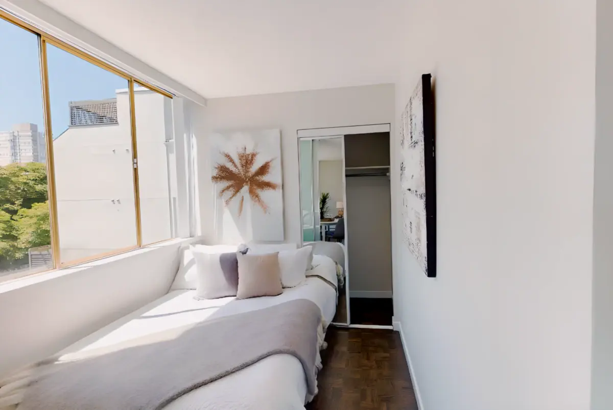 Studio Rooms view 1