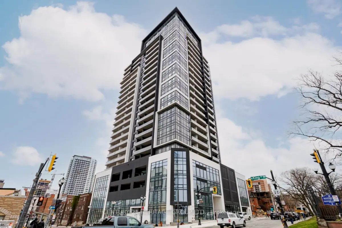 1513 - 15 Queen St S