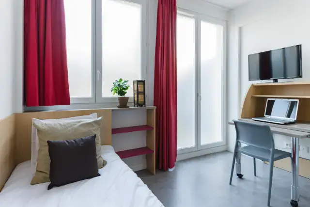 Property resident preview 6