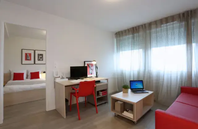 T2 Rooms view 1