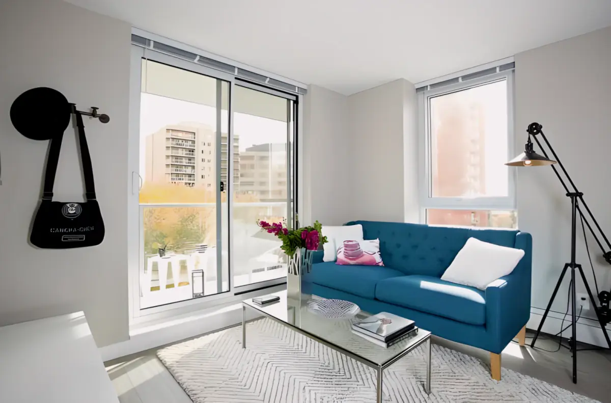 2 Rooms view 1