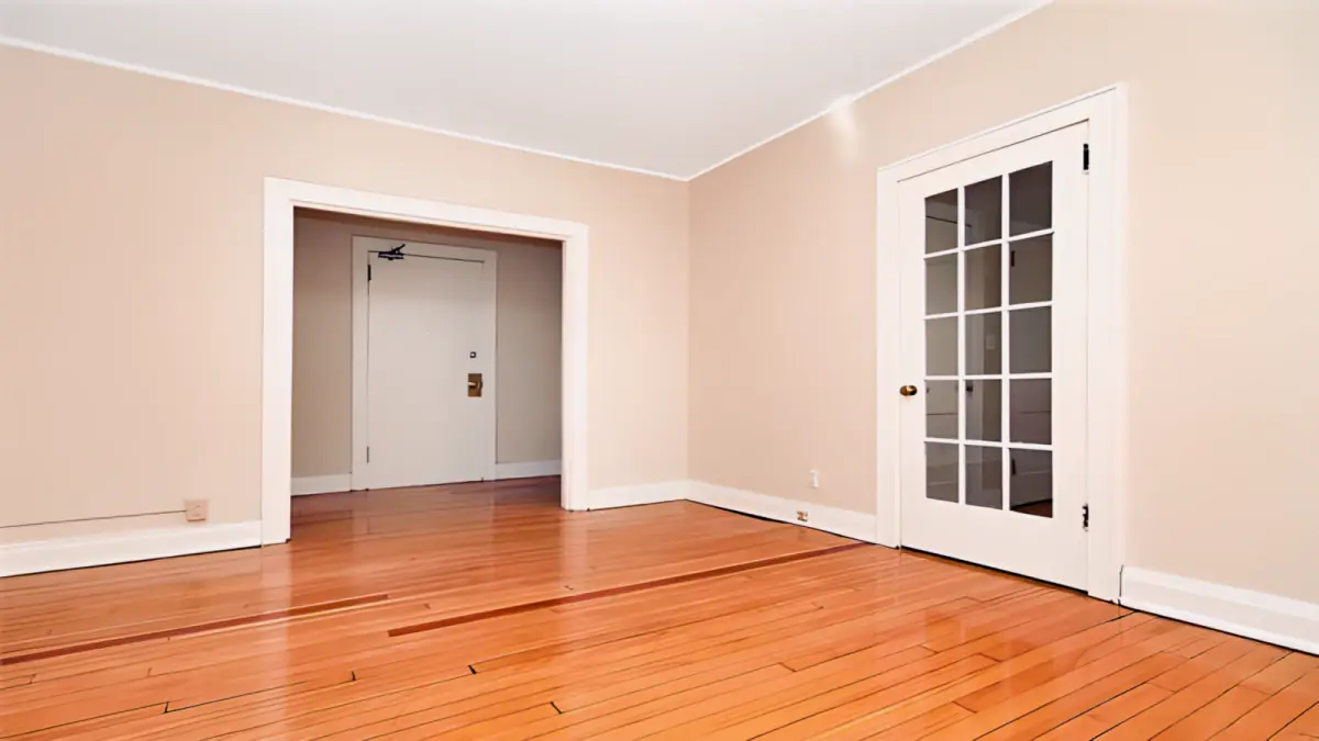 1 Rooms view 1