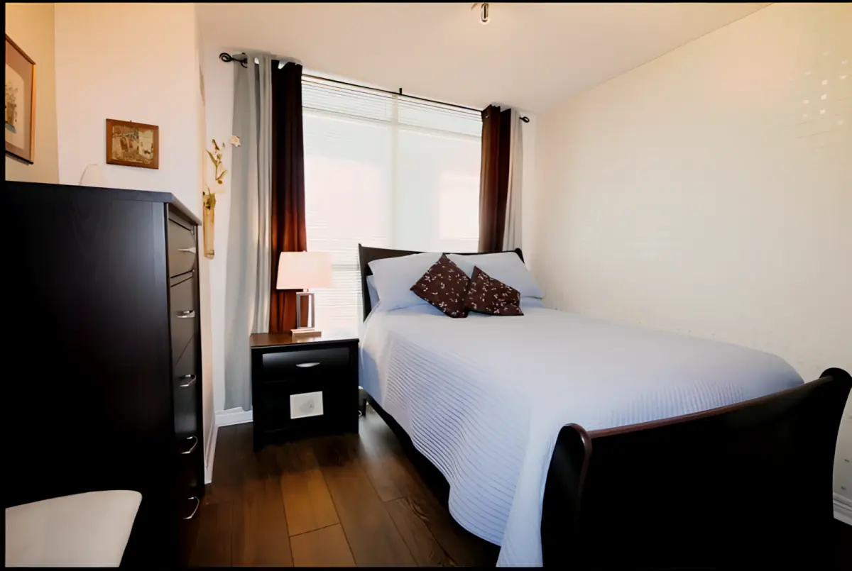 1 Rooms view 1