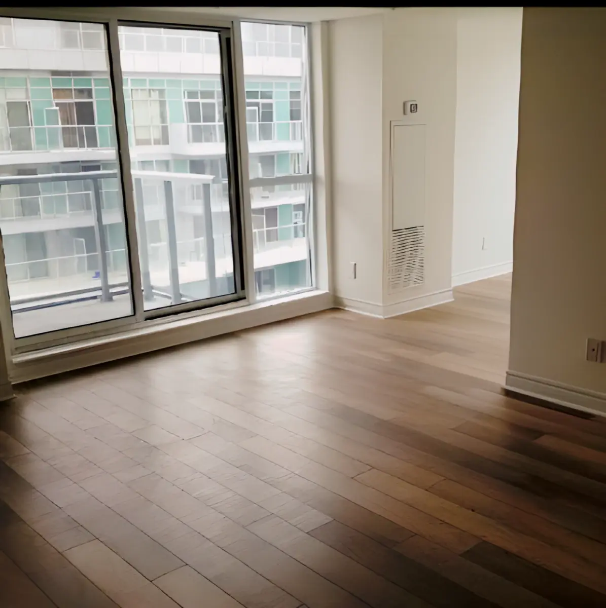 1 Rooms view 2