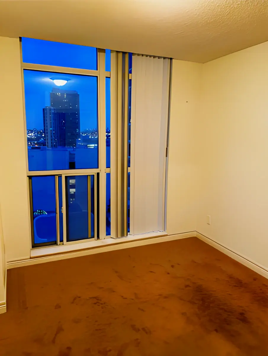 2 Rooms view 2