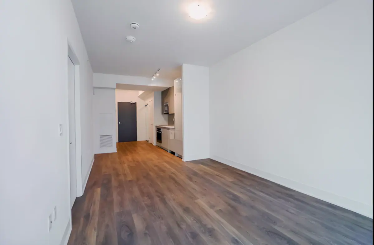 1 Bedroom+den