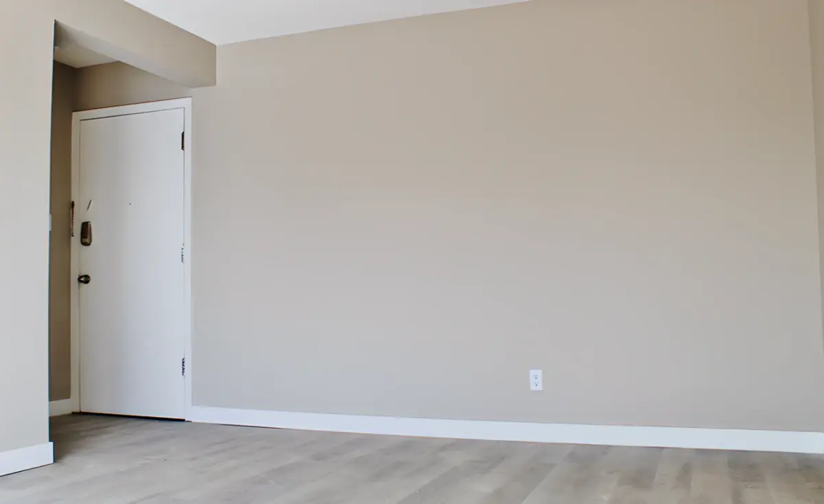 2 Rooms view 1