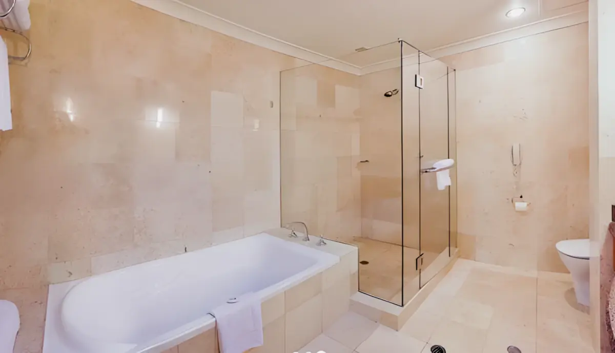 Shared Rooms view 4