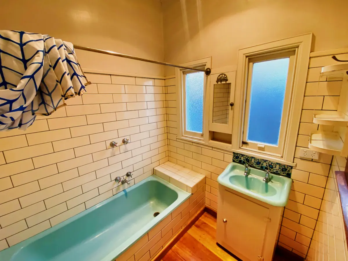 2 Bed, 1 Bath