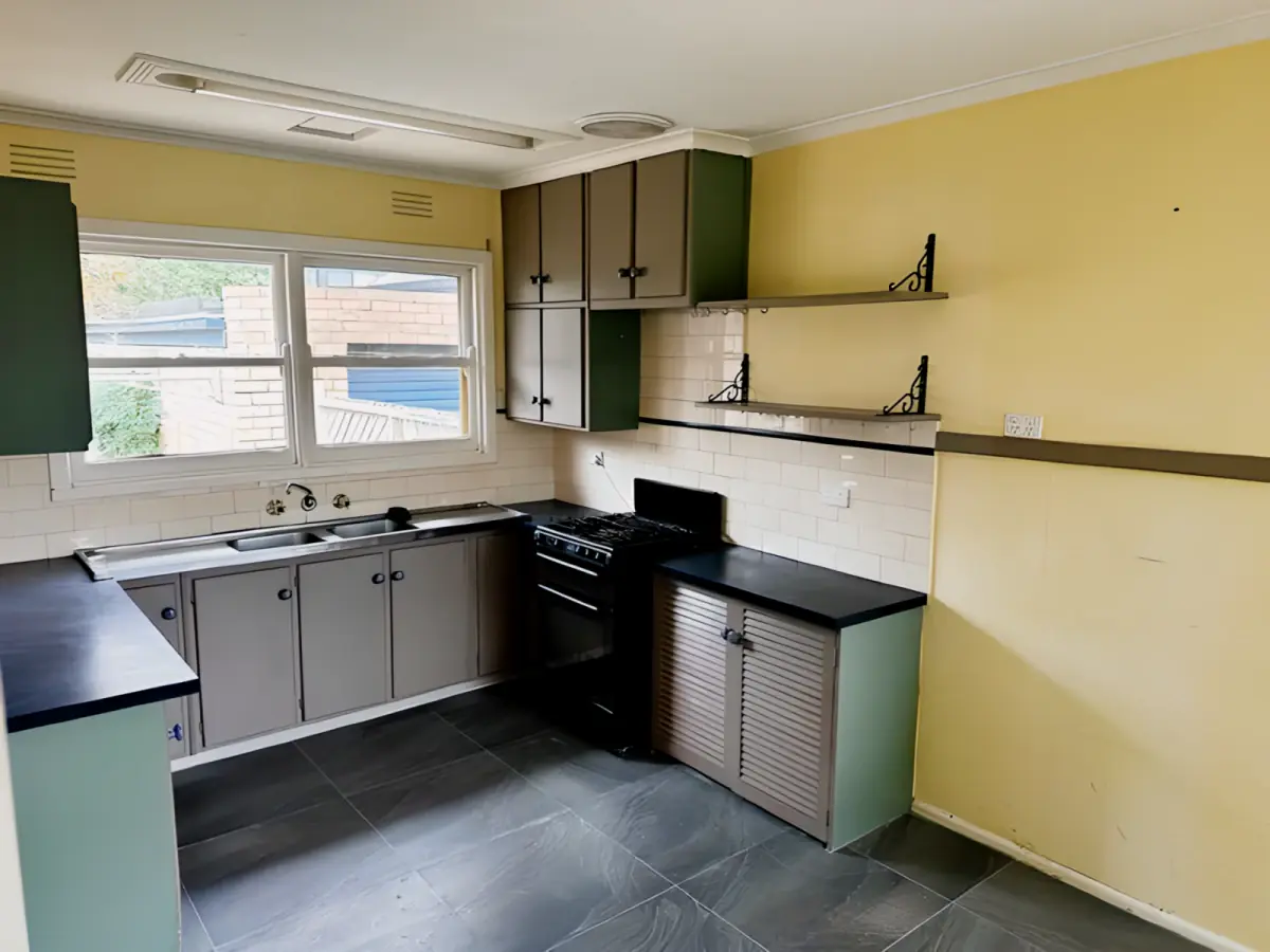 3 Bed, 1 Bath
