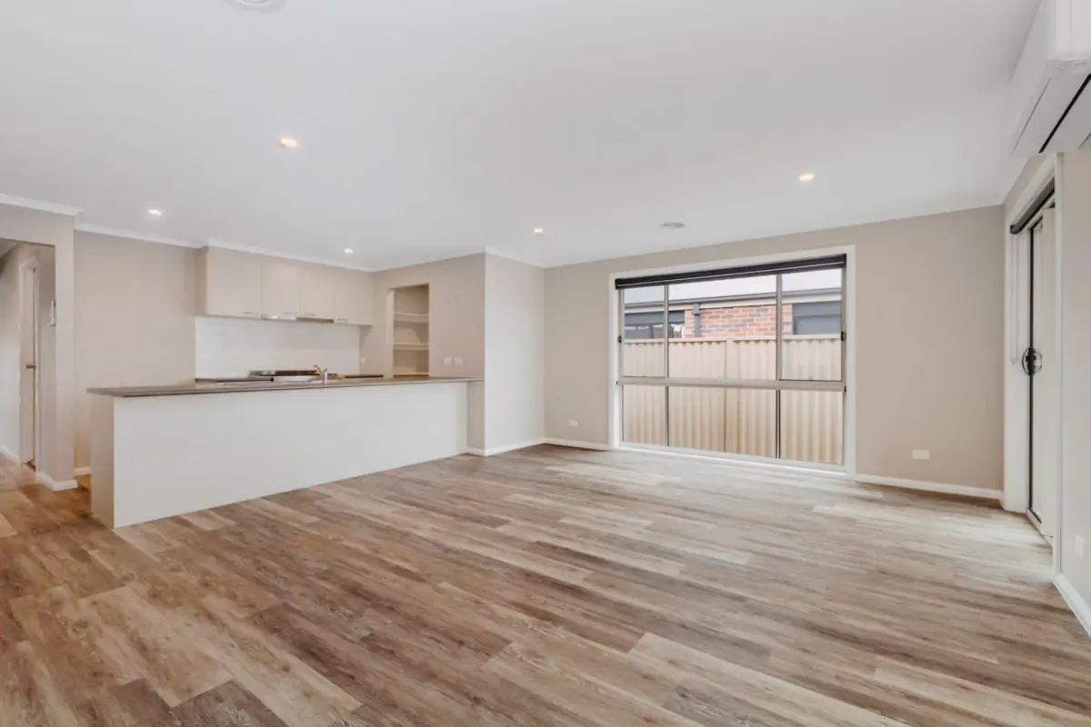 4 Bed, 2 Bath
