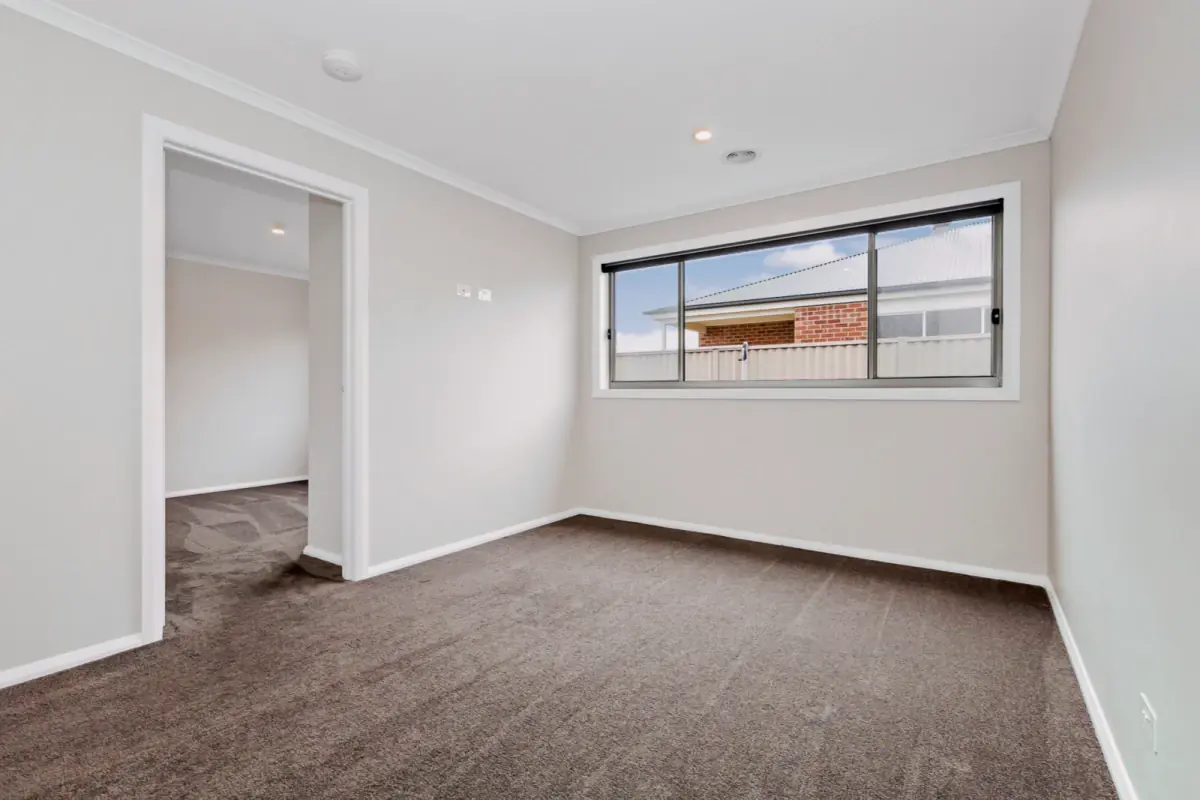 4 Bed, 2 Bath