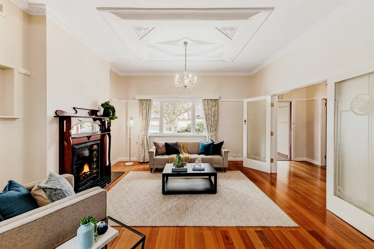4 Bed, 1 Bath