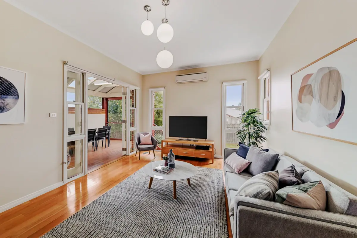 4 Bed, 1 Bath
