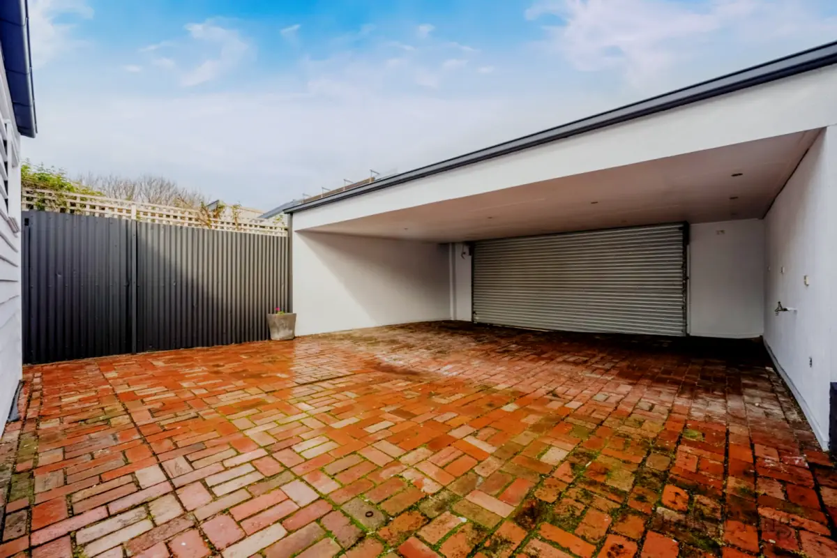 3 Bed, 1 Bath