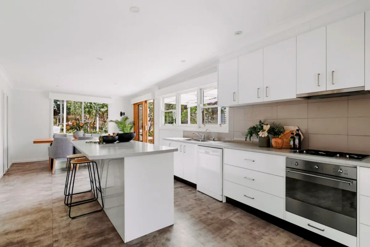 3 Bed, 2 Bath