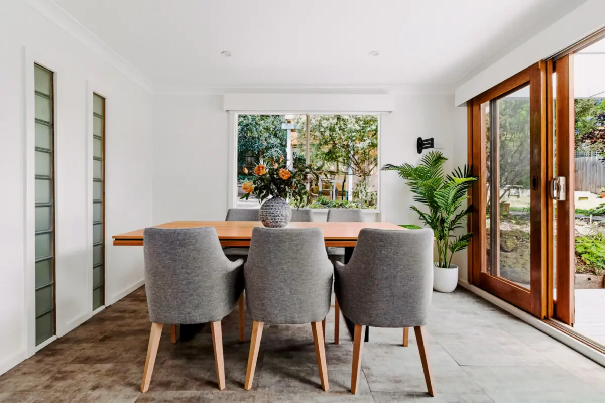3 Bed, 2 Bath