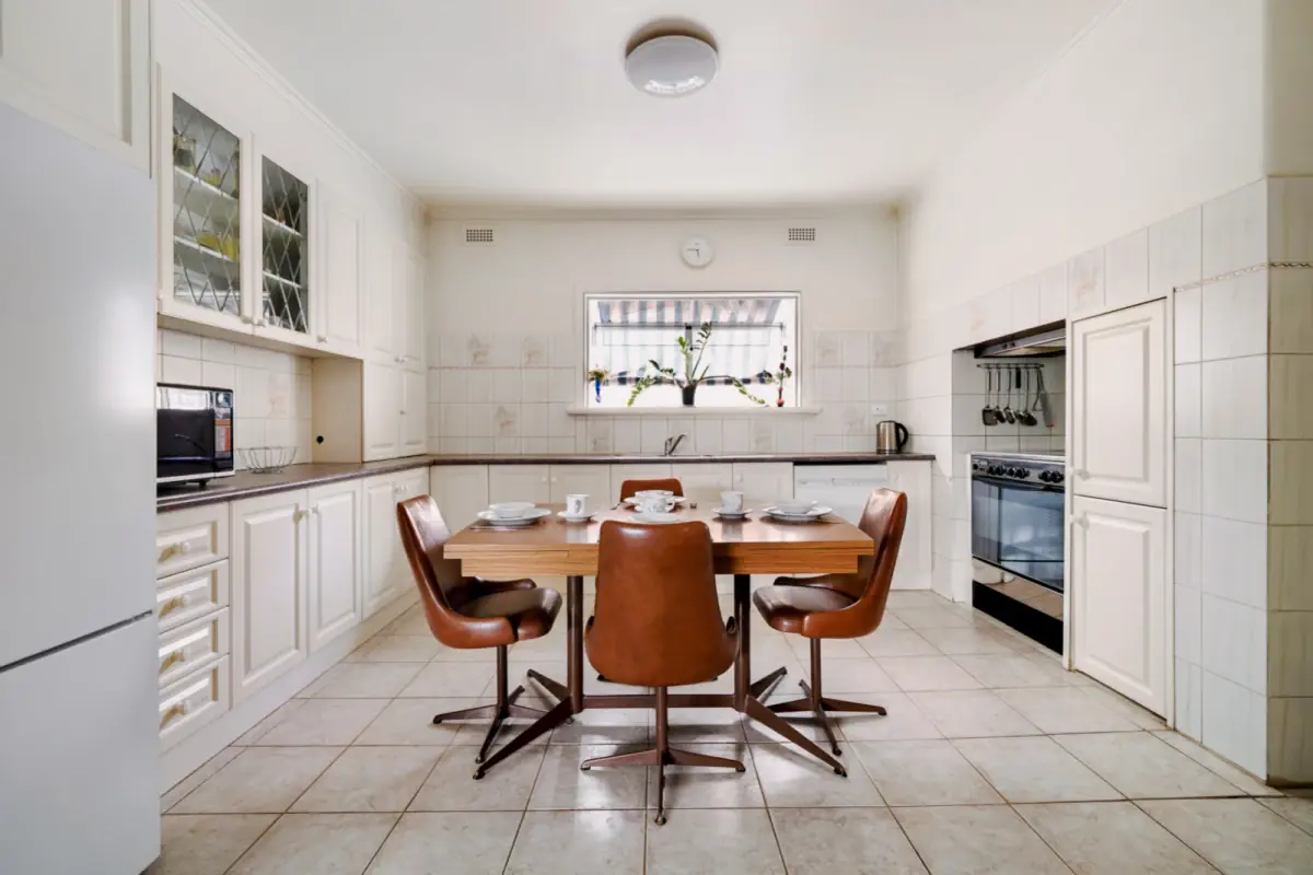 3 Bed, 1 Bath