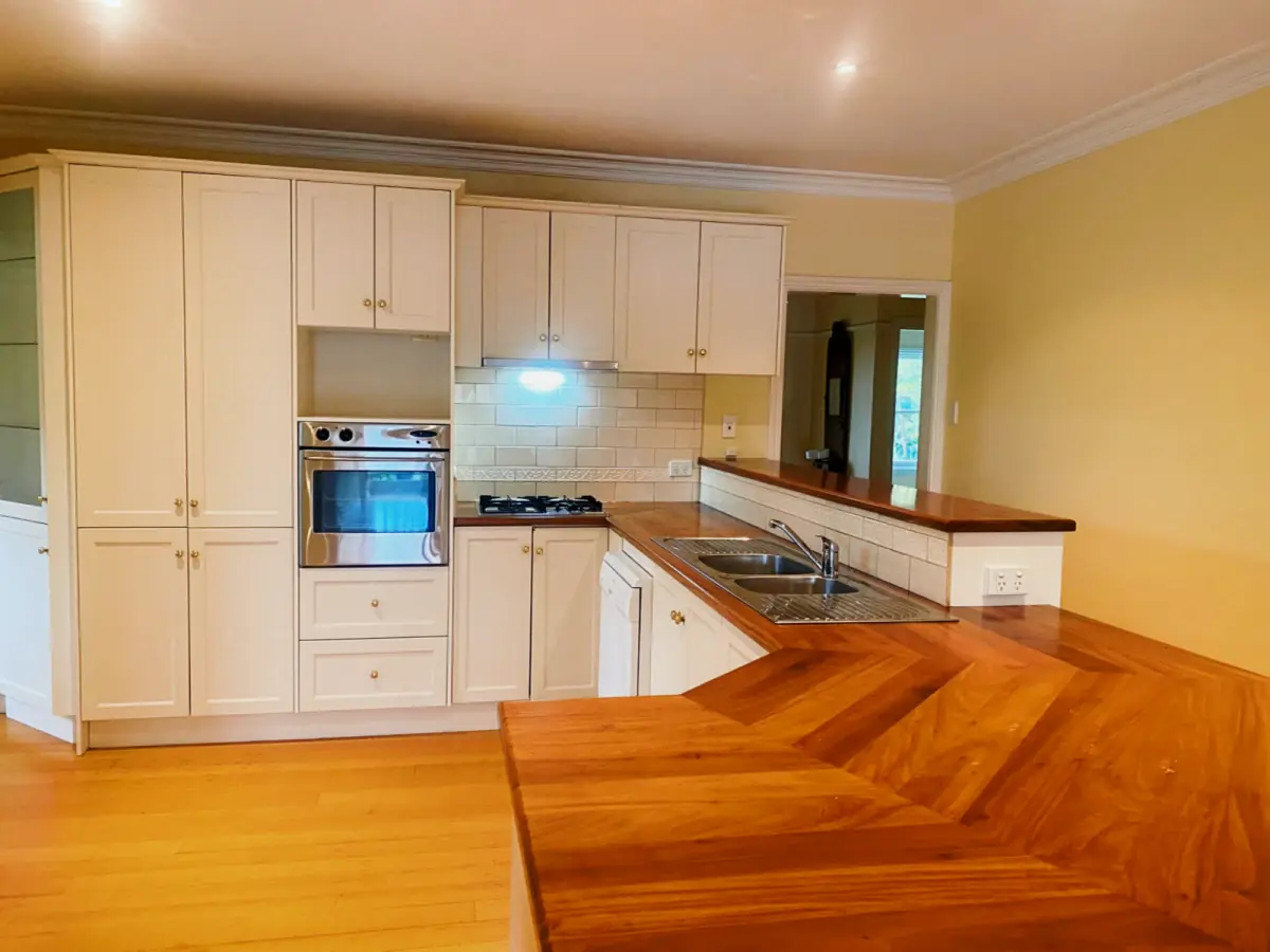 4 Bed, 3 Bath