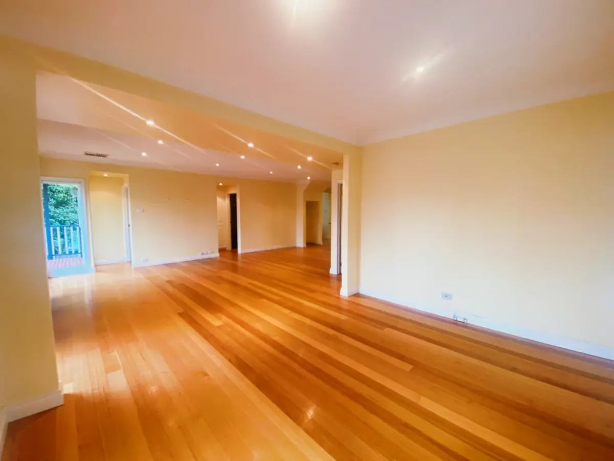 4 Bed, 3 Bath