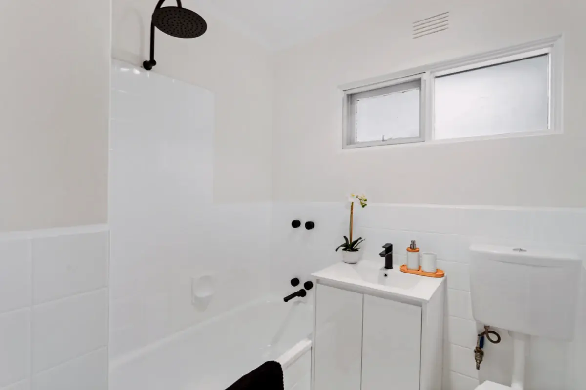 2 Bed, 1 Bath