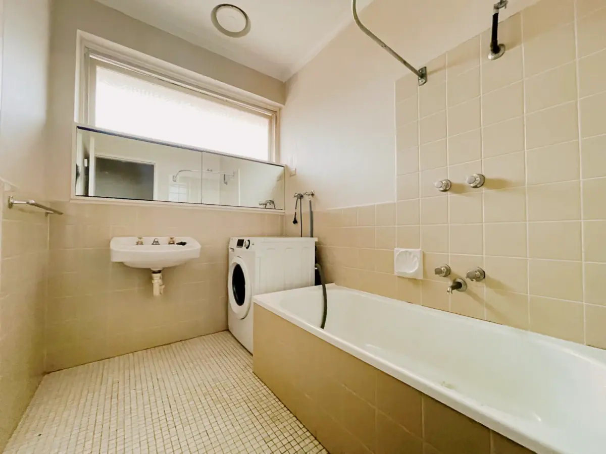 1 Bed, 1 Bath