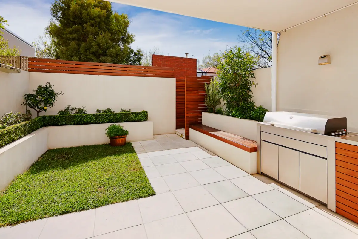 3 Bed, 2 Bath
